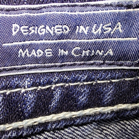 Miss Me Signature Skinny ladies jeans in a size 31 with a 28" inseam. EUC - Picture 6 of 9